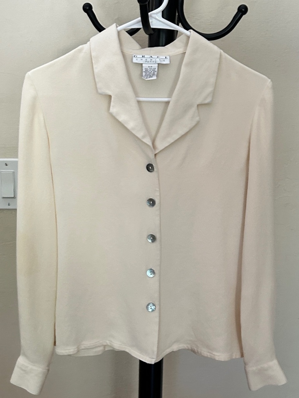 100% Silk Wrinkle Resistant Button-up Long Sleeve Soft White Ivory Shirt